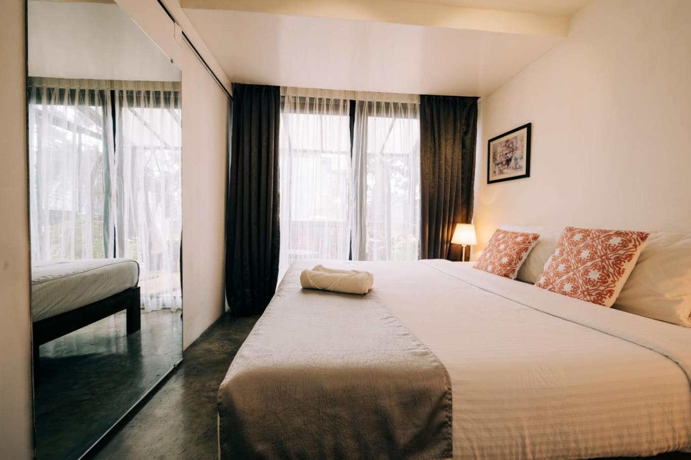 Tudor In The Pines Villa Baguio City Екстериор снимка