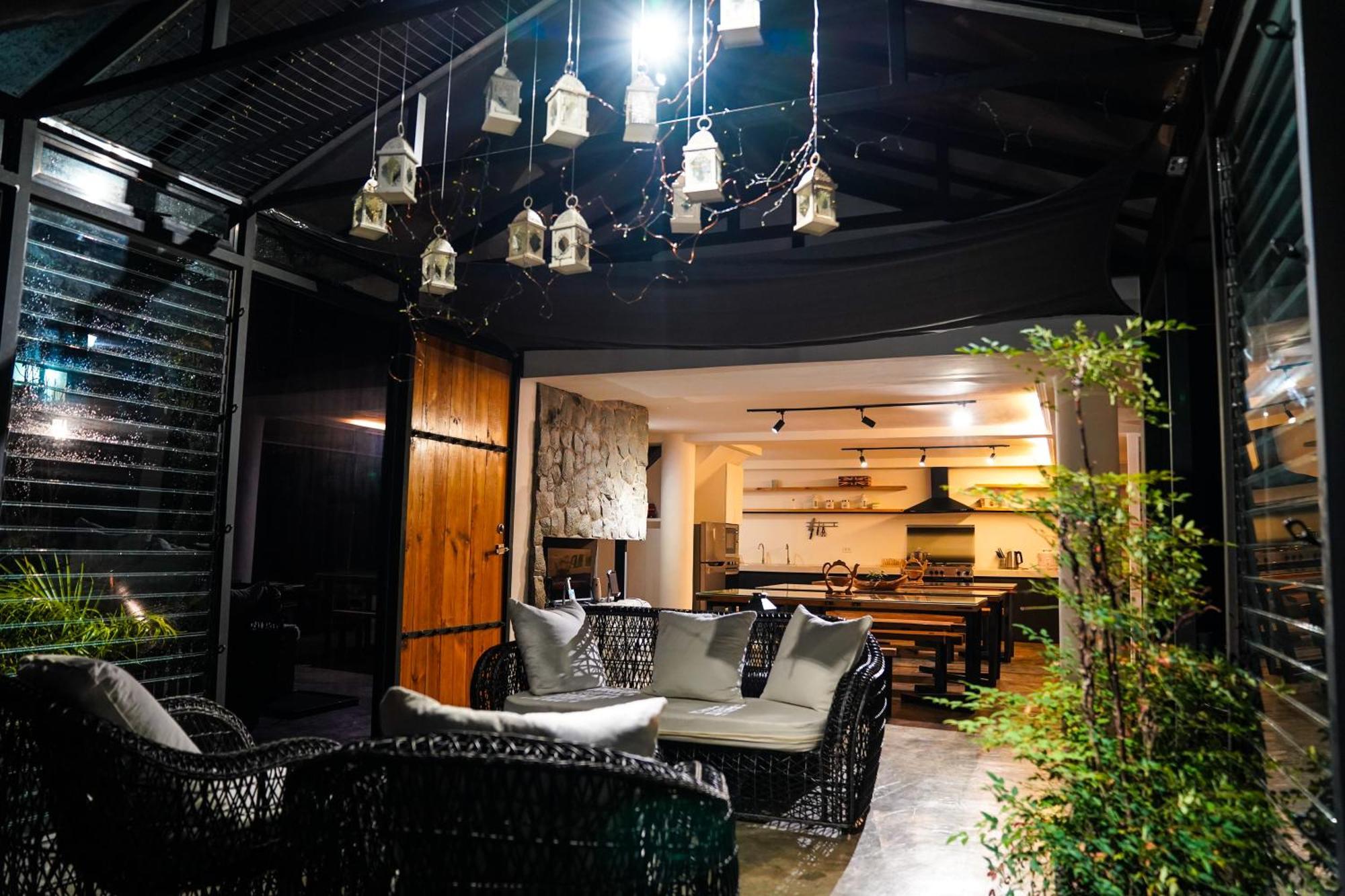 Tudor In The Pines Villa Baguio City Екстериор снимка