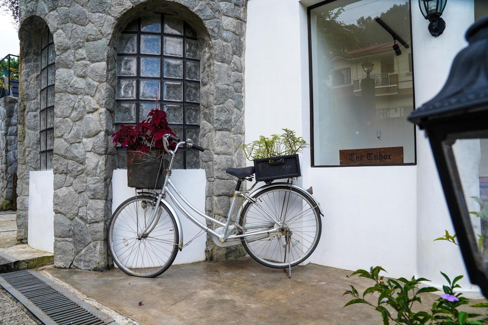 Tudor In The Pines Villa Baguio City Екстериор снимка